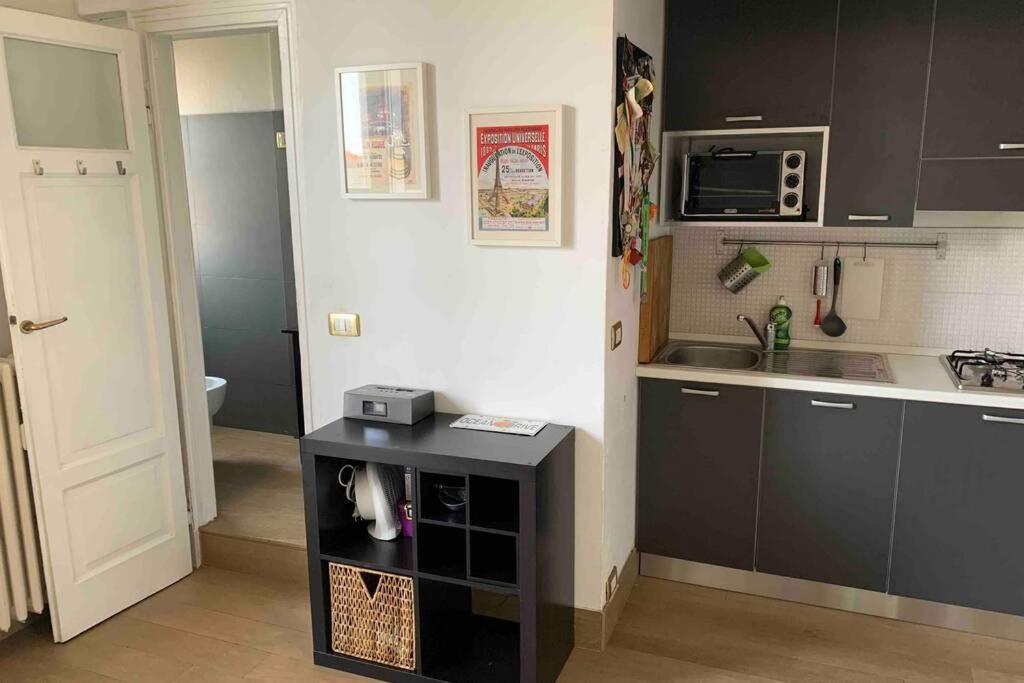 Appartamento Splendido Con Tutti Servizi In Zona Navigli Milánó Kültér fotó