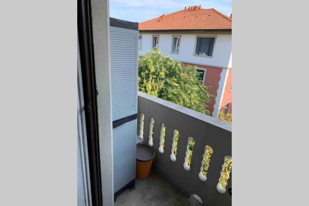 Appartamento Splendido Con Tutti Servizi In Zona Navigli Milánó Kültér fotó
